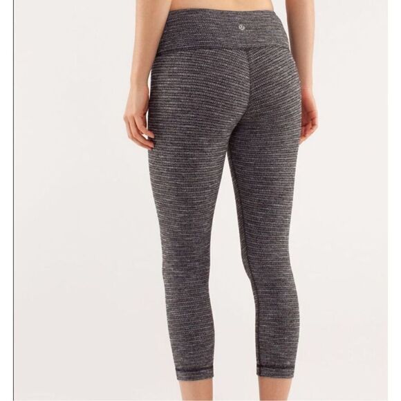 Lululemon Wunder Under Pant Coco Pique Crop Leggings 22” Women's Sz 4 - Picture 1 of 9